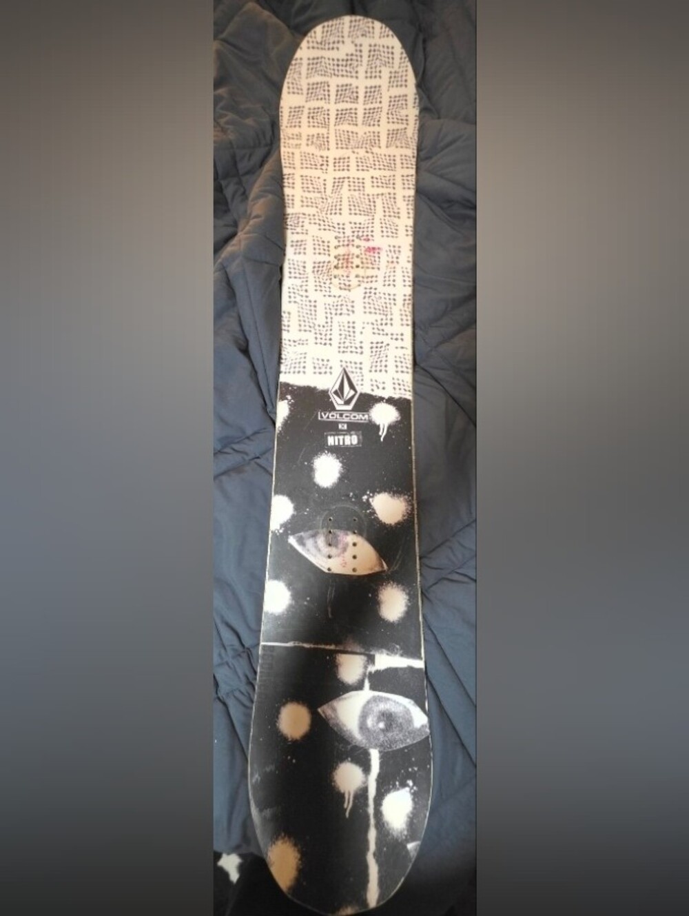 NITRO X VOLCOM SNOWBOARD "BEAST" 151